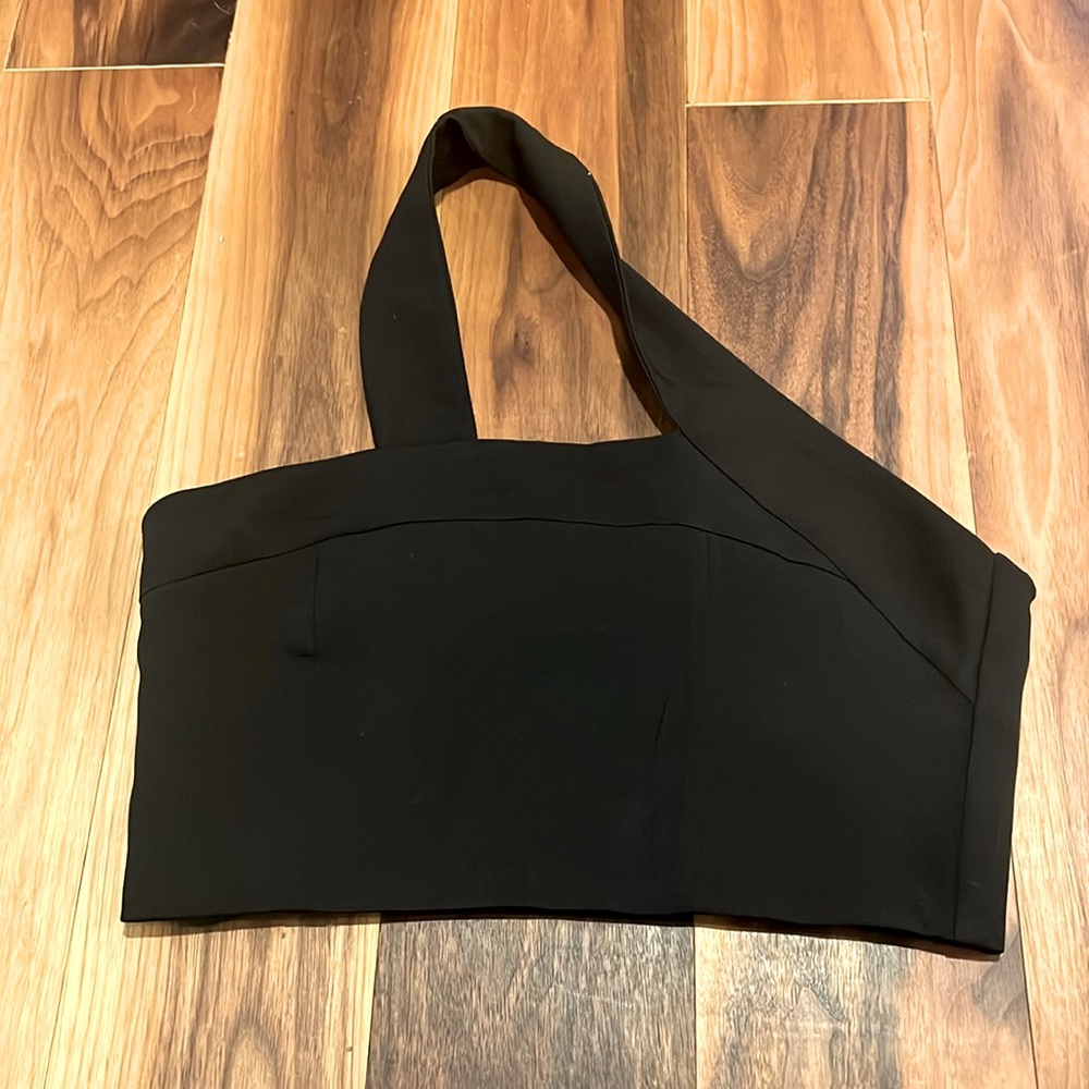Sexy Runaway the Label one strap Cropped Top
